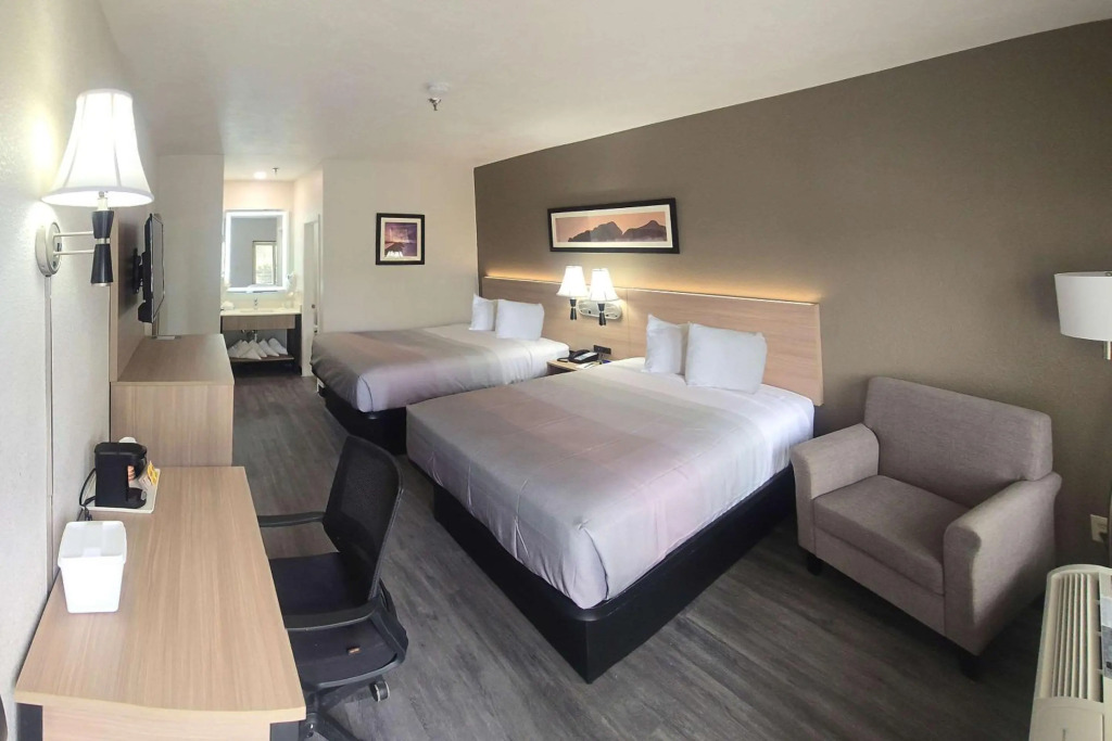 Quality Inn & Suites Sunport Airport Albuquerque