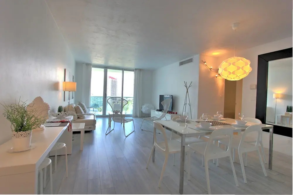 Tides - Private Condo
