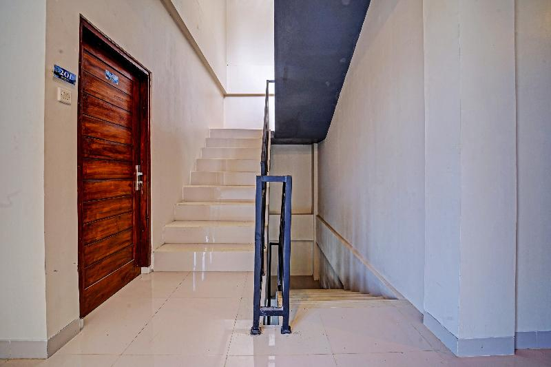Hotel Andono near YIA Mitra RedDoorz