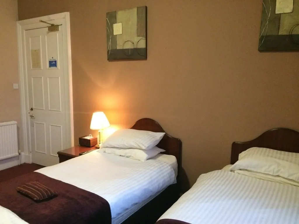Edinburgh Whisky House Hotel