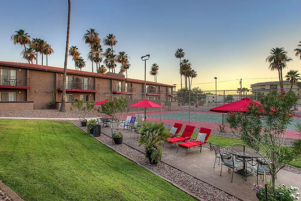 Park Suites At 233 - Free Golf