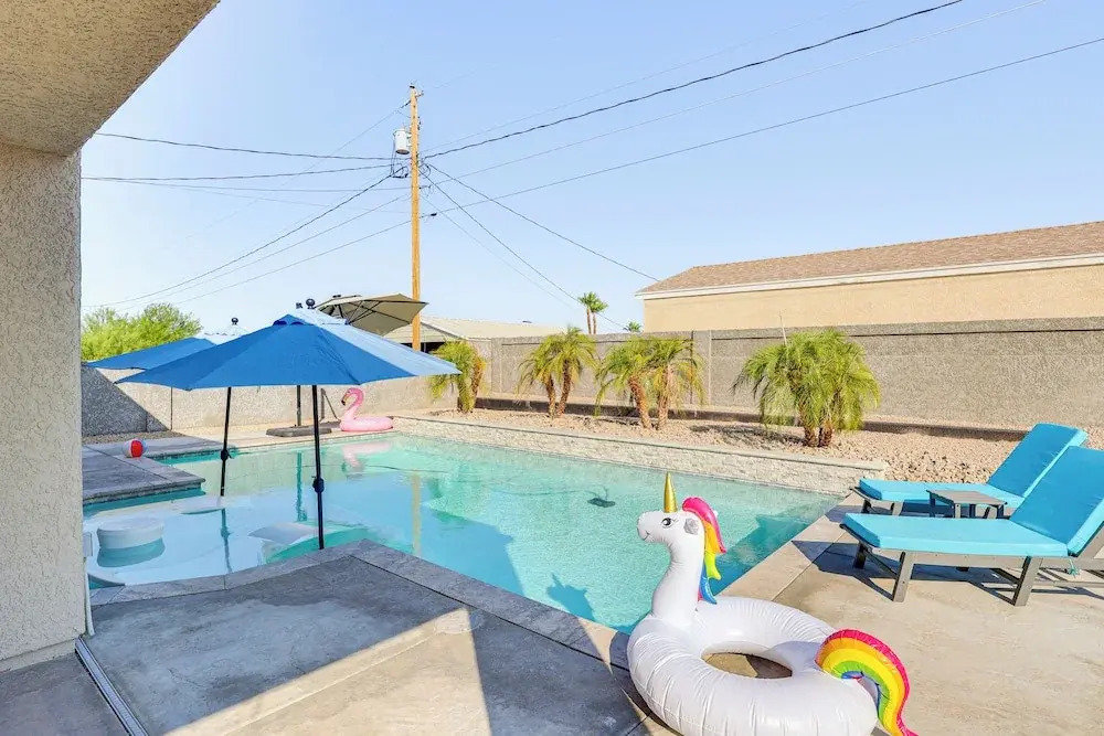 Pet-friendly LHC Home w/ Temp-controlled Pool!