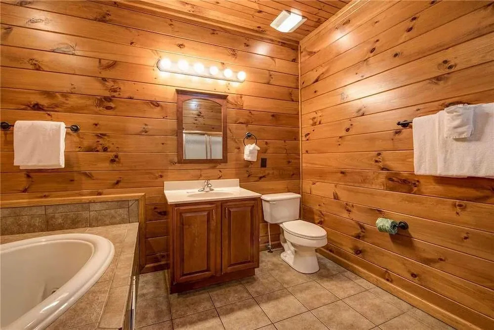 The Great Outdoors - Two Bedroom Cabin