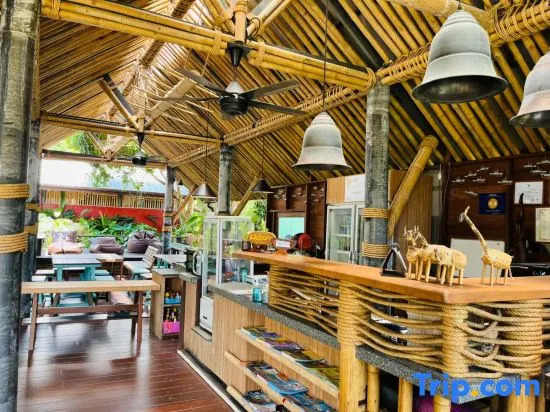 Aha Lanta Cozy Hostel