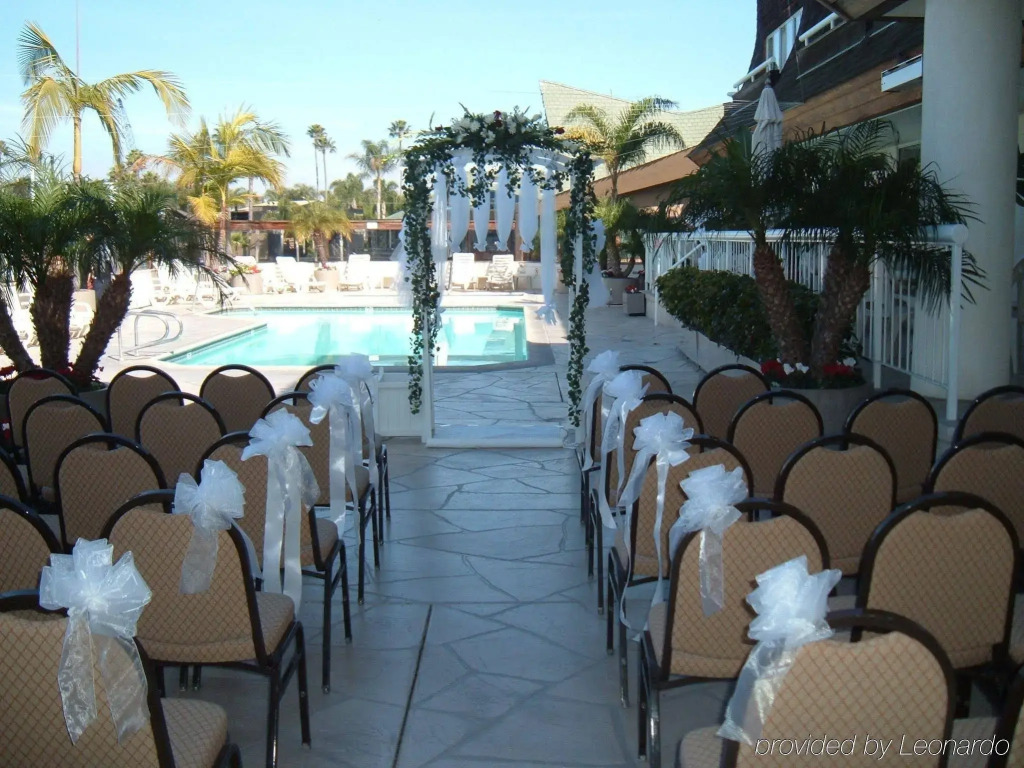 Bay Club Hotel and Marina