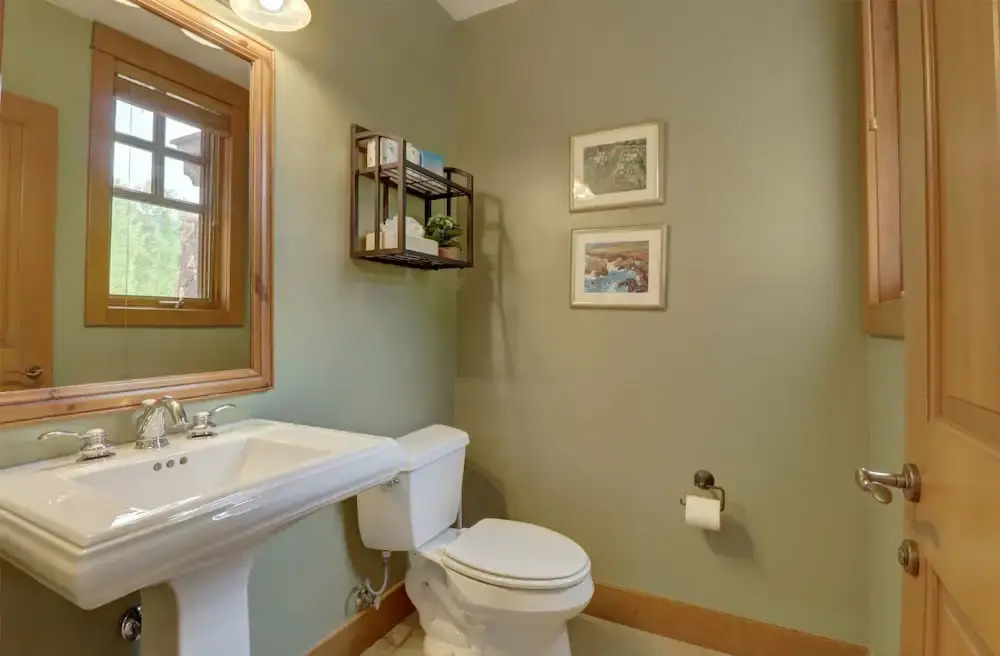 Spacious Town Home, Short Walk to Lifts, Private Hot Tub - 144C by Redawning