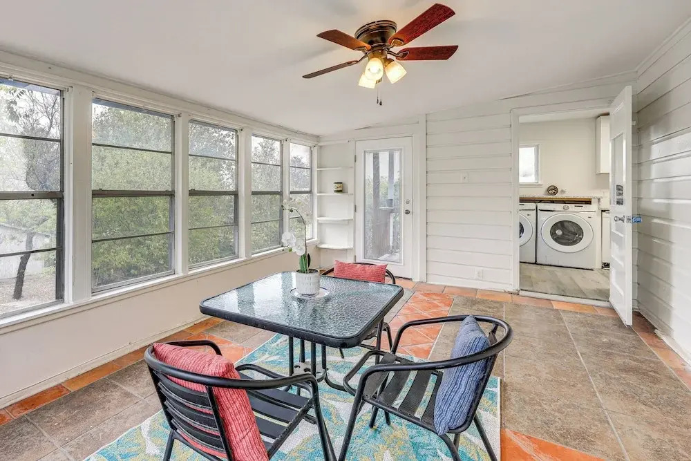 Retreat at Brackenridge Park: Cozy San Antonio Apt