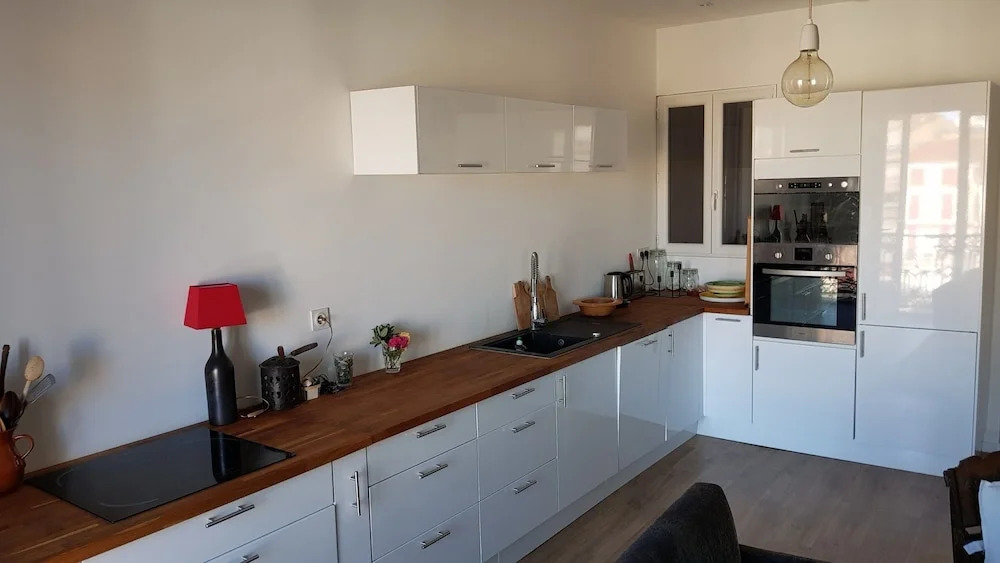 Sete Vue Canal Duplex Pour 7 Personnes