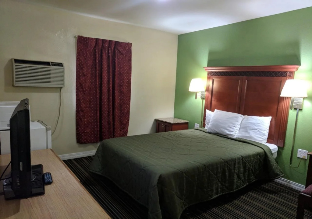 Benton Inn