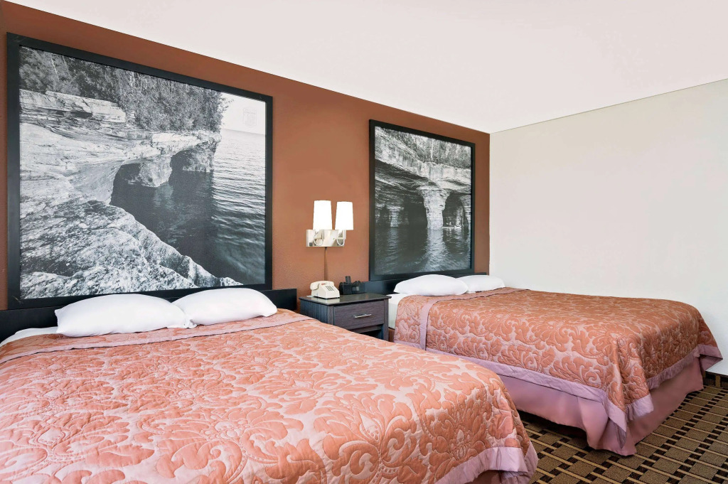 Super 8 by Wyndham Ashland