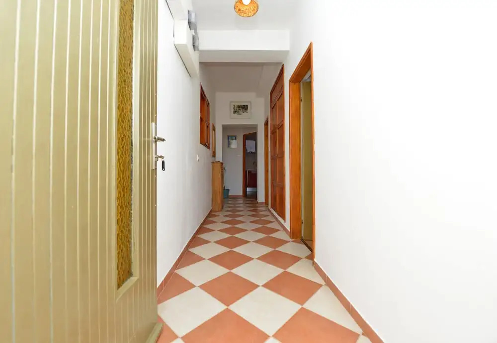 Kima Apartman With Garden for 6