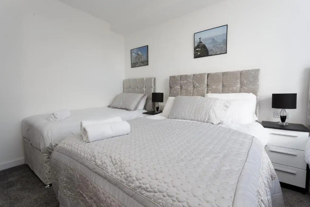 Clifton Bespoke Serviced Apartments