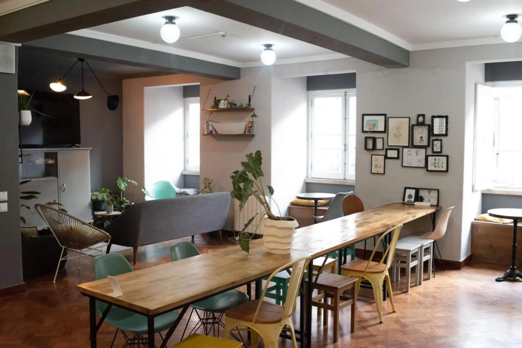 Draft Hostel & Rooms