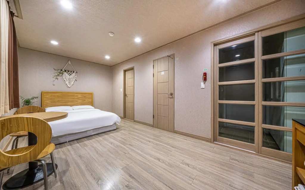 Sungsan Beach Hotel