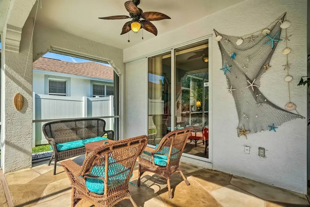 'villa Coral Mermaid' Getaway w/ Pool!