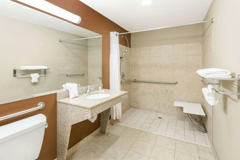 Microtel Inn and Suites North Canton