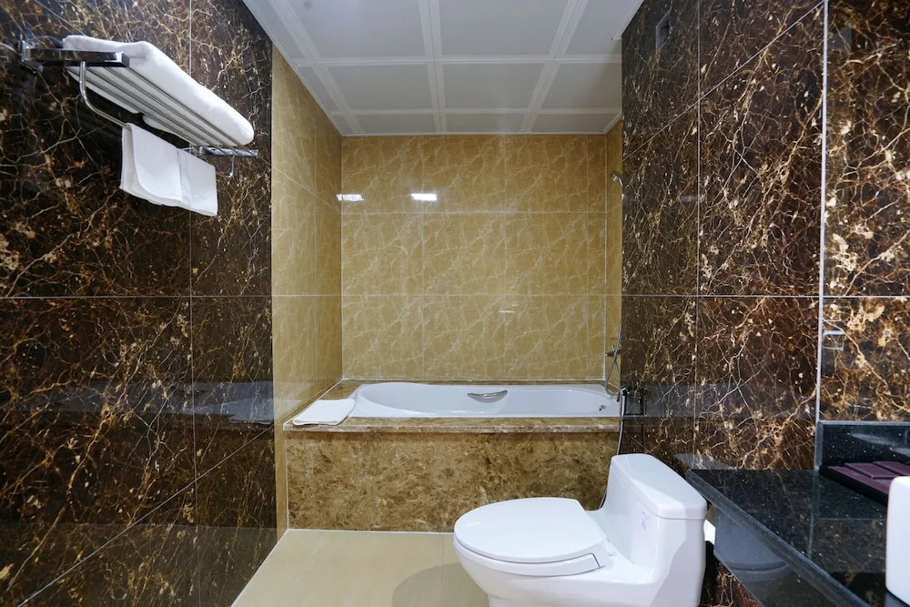 Ha Long Trendy Hotel