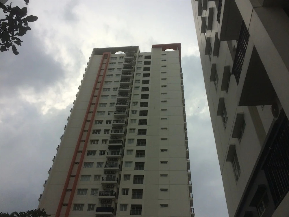 3br Apartment Aspen Residence Near One Belpark Mall