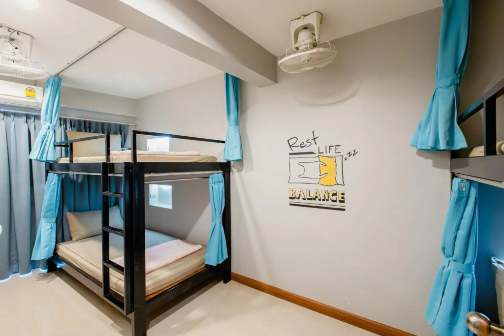 Restiny Hostel