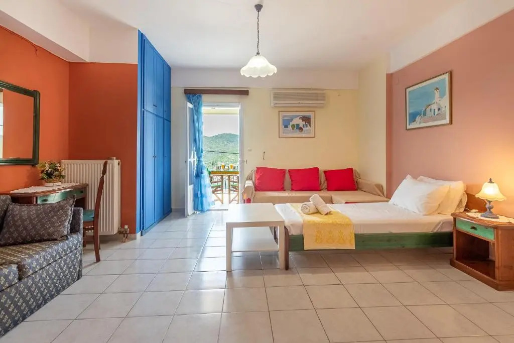 Veronis apartment 1