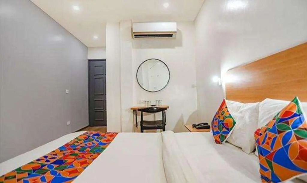 Hotel Yellow Chilli