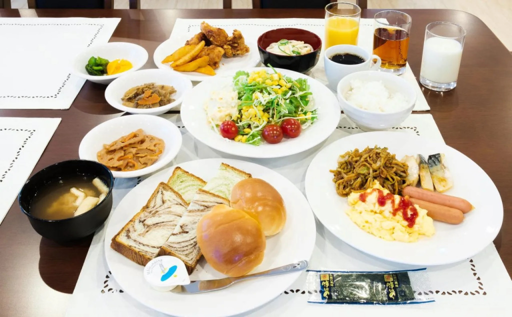 The Premium Hotel In Rinku