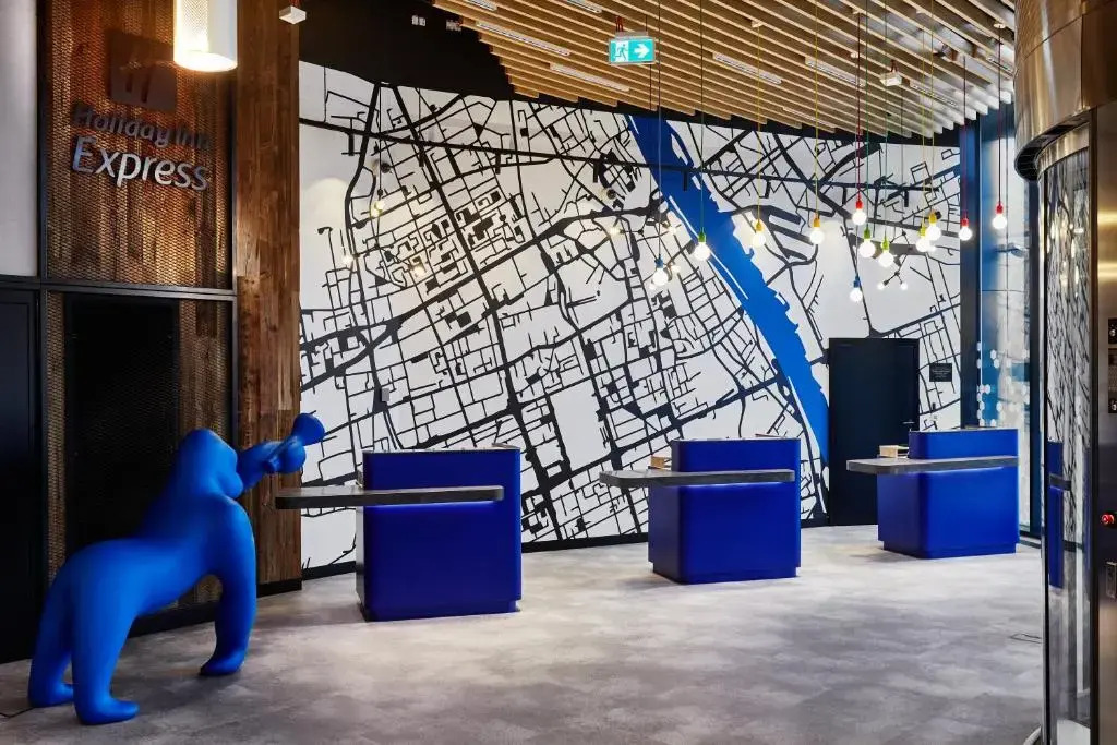 Отель Holiday Inn Express Warsaw - The HUB by IHG