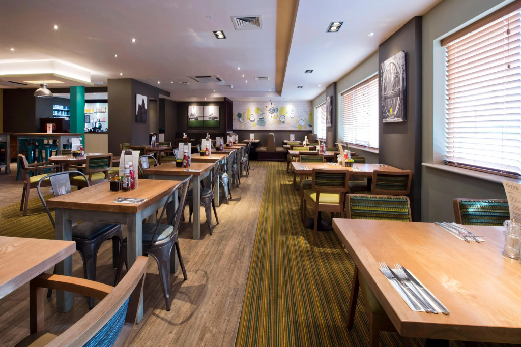 Premier Inn Glasgow Braehead
