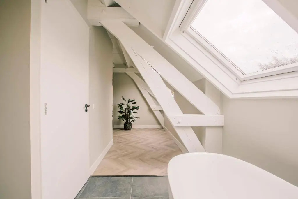 Stadsvilla Luxurious 3 room loft met airco Willem 2