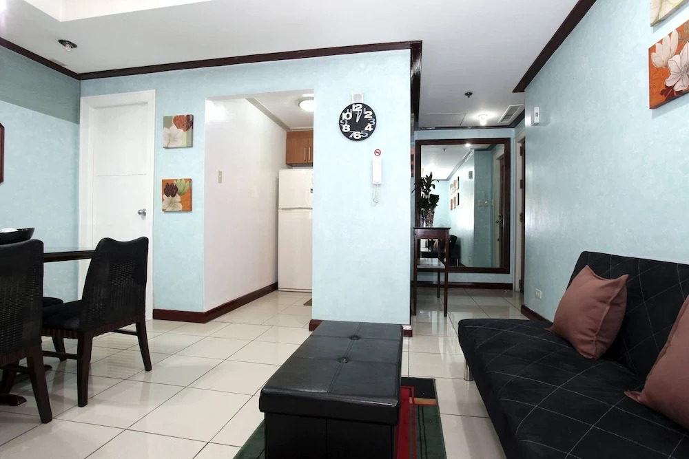 1 Br Robinsons Place Manila Rpr4