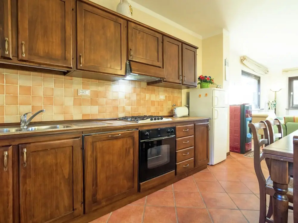 Villa in Lonnano with pool