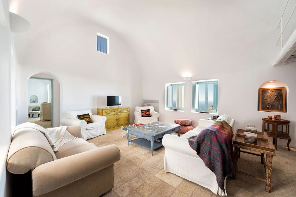 Sleeps8-Parking-Garden-Pool-SunSets-Barbeque