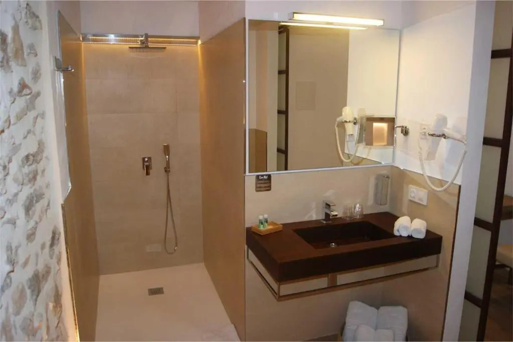 Petit Hotel Can Mel