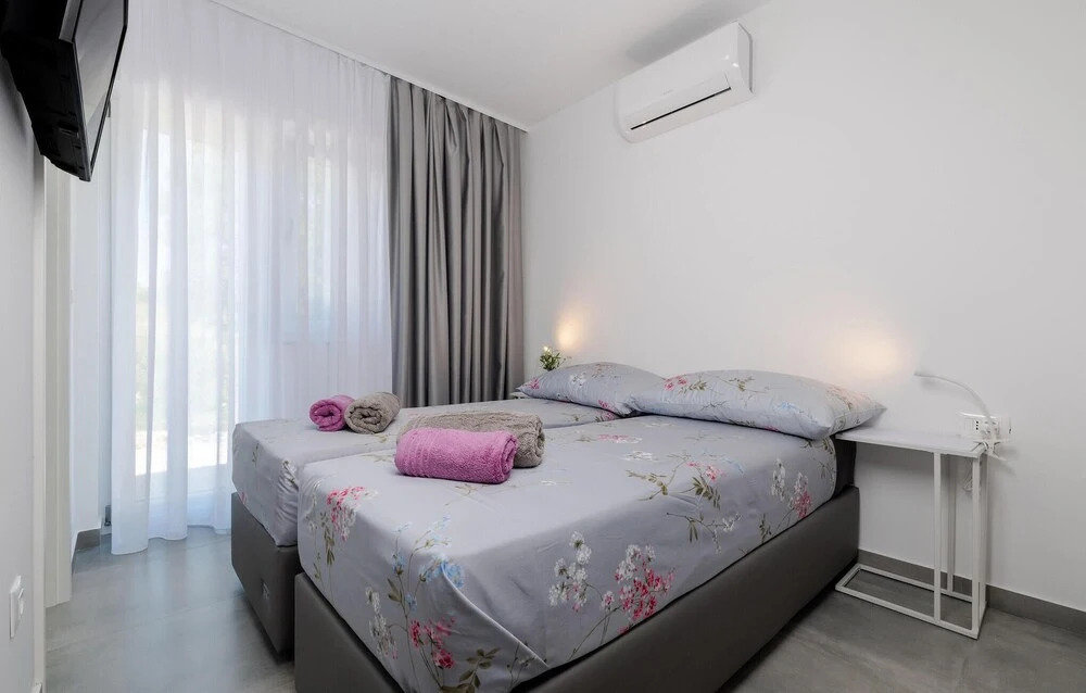 Amazing Home in Nedescina With Outdoor Swimming Pool, Wifi and 3 Bedrooms
