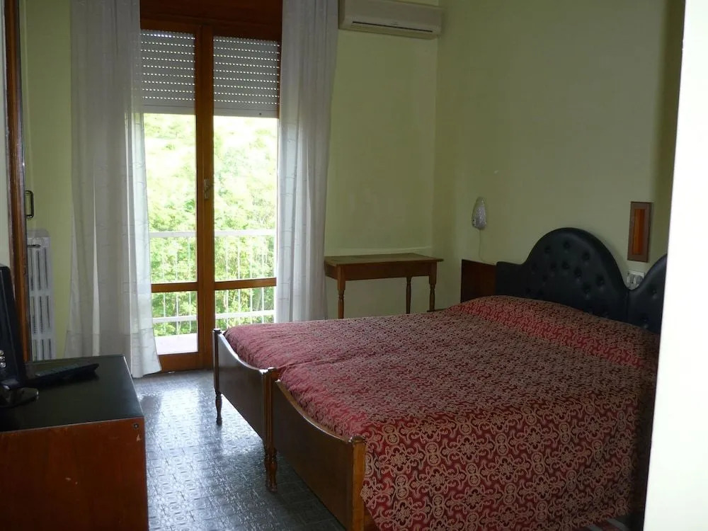 Hotel Farnese
