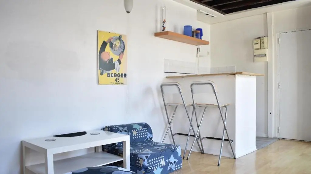 Cosy 25 Sqm Studio in Heart of Paris (Adults Only)