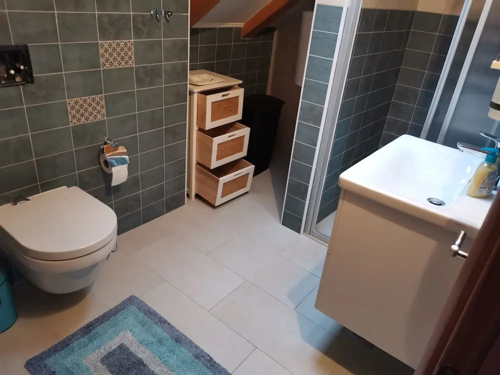 Beautiful 3-Bed Villa in Zaton Mali