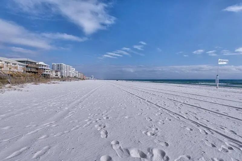 Tradewinds 708