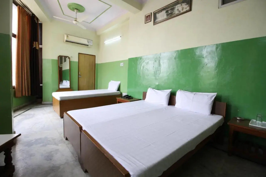 SPOT ON 38614 Shree Shyam Guest House