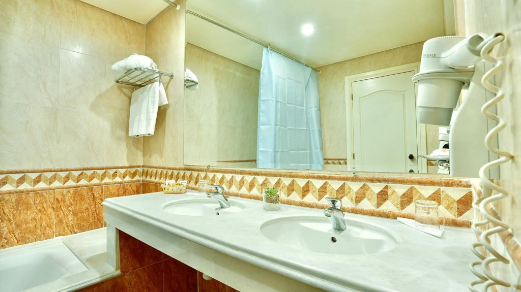 Hotel Menzeh Dalia
