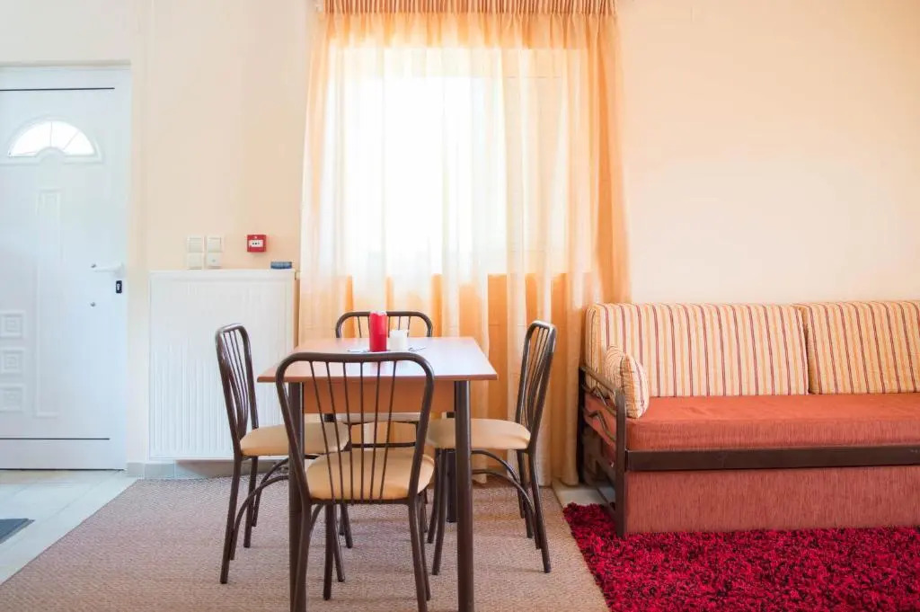 Manesi Apartments