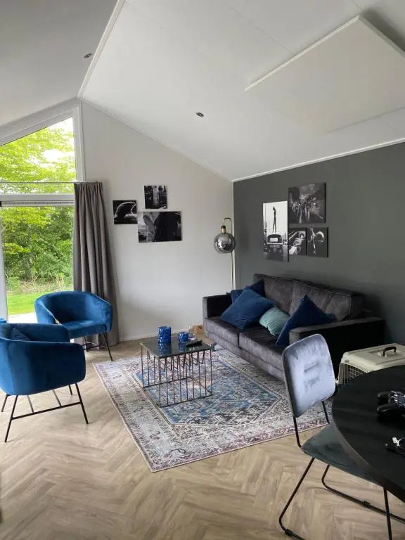 Gloednieuw luxe chalet aan Veluwemeer 4 pers
