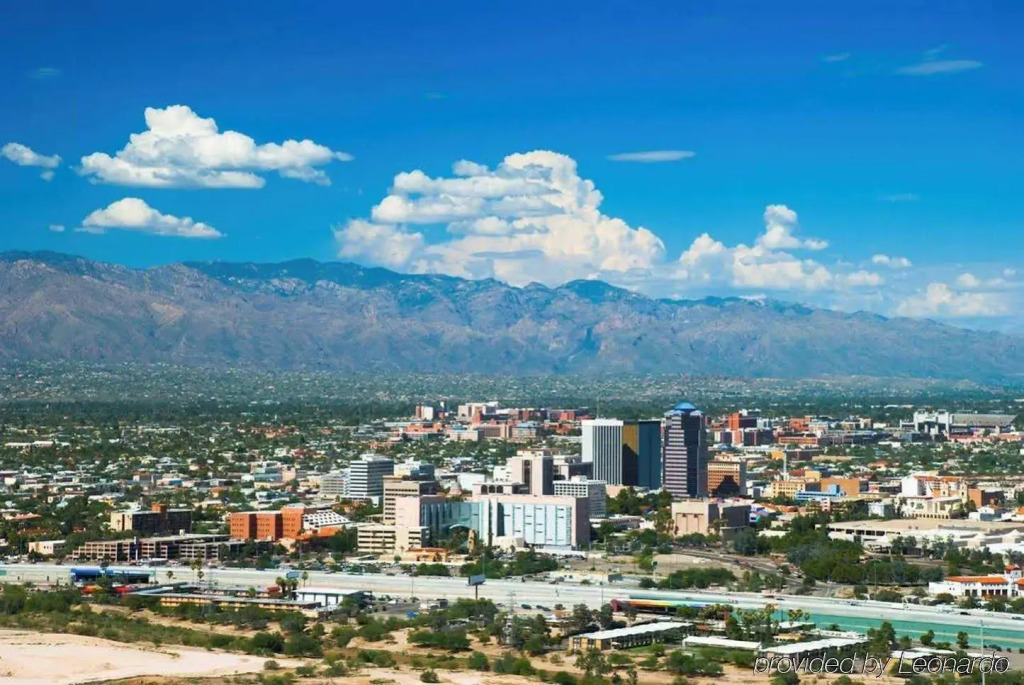 Hyatt Place Tucson Central