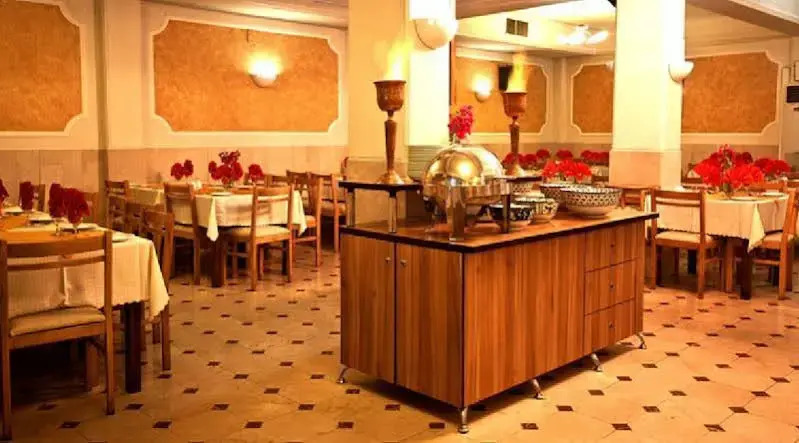 Arg Shiraz Hotel