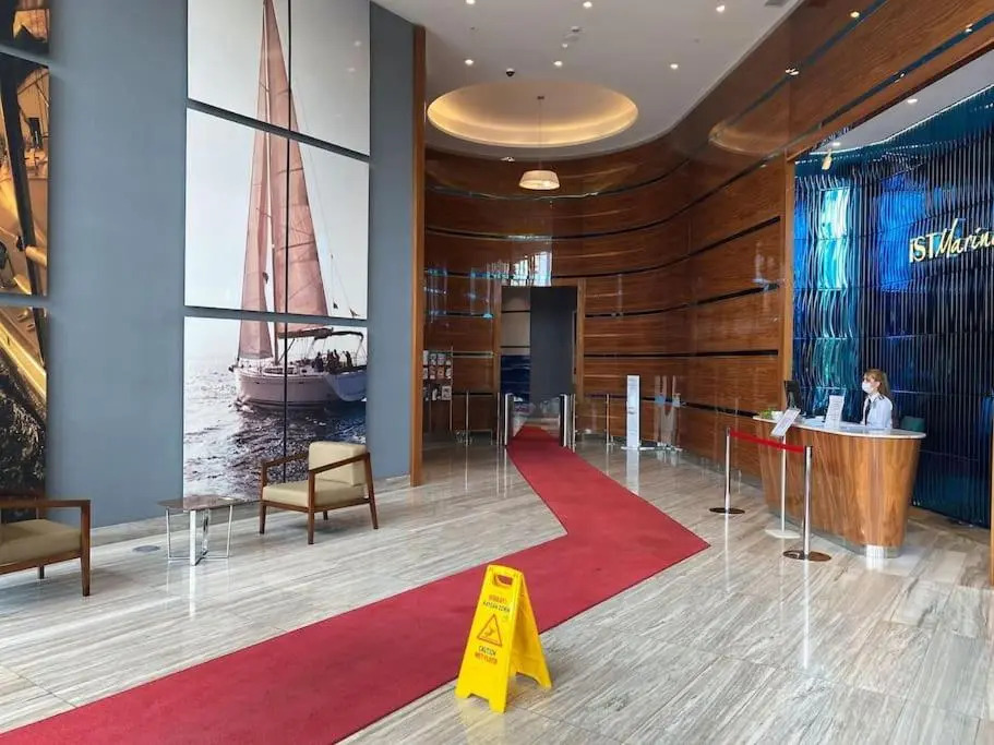 Luxury Residence Sea City views close the Airport hotel