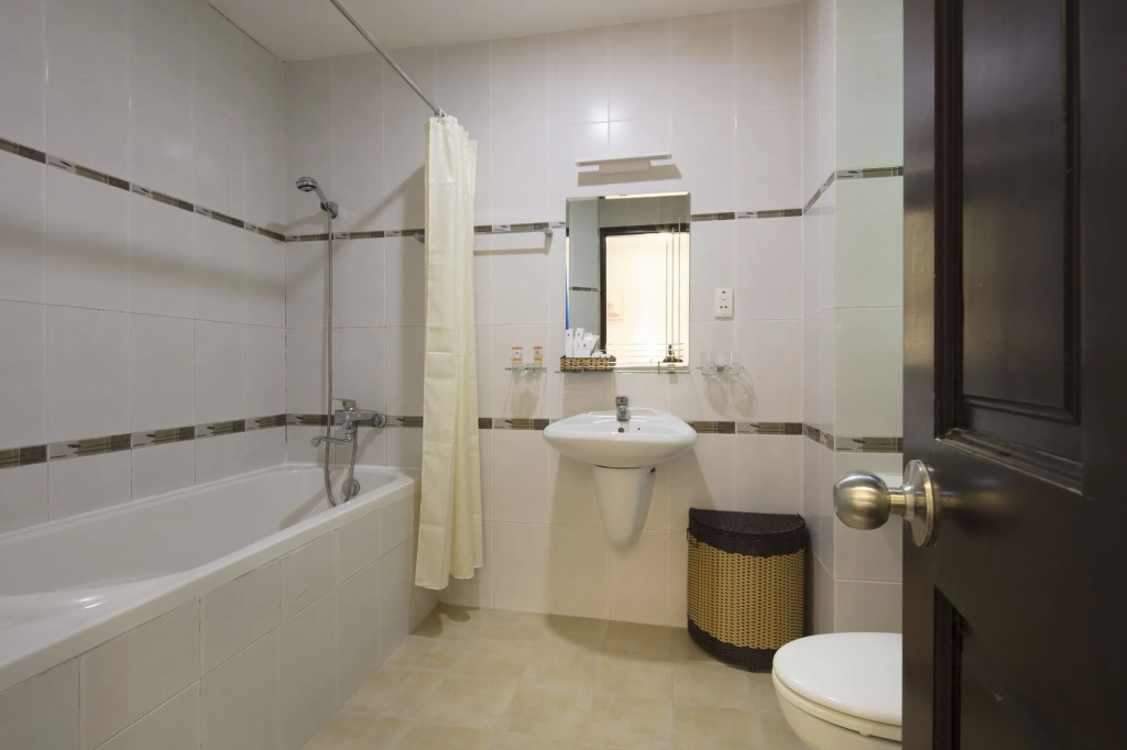 Vien Dong Hotel 3