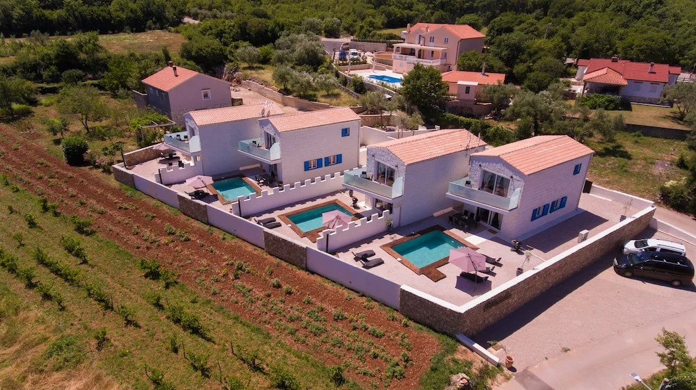 Pax House