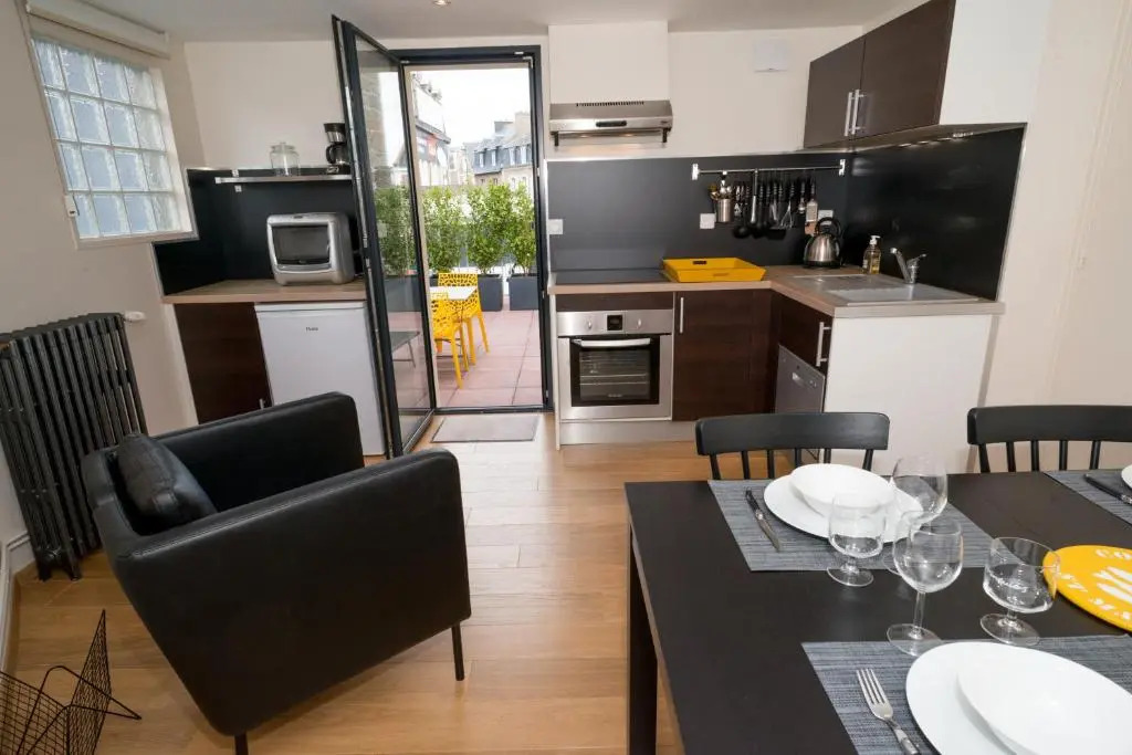Le Courtoisville Apartment