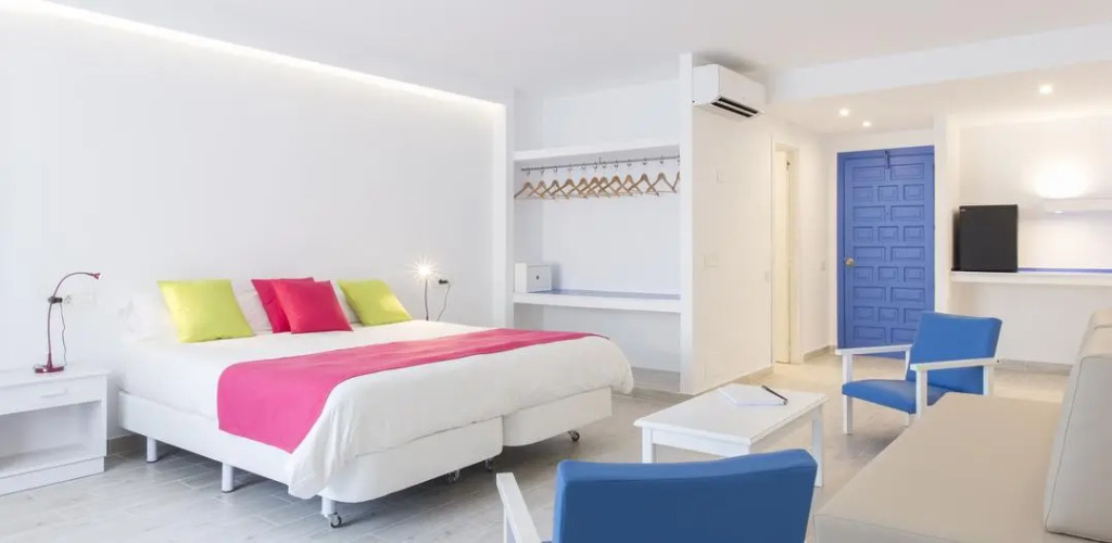 Guya Wave Hotel