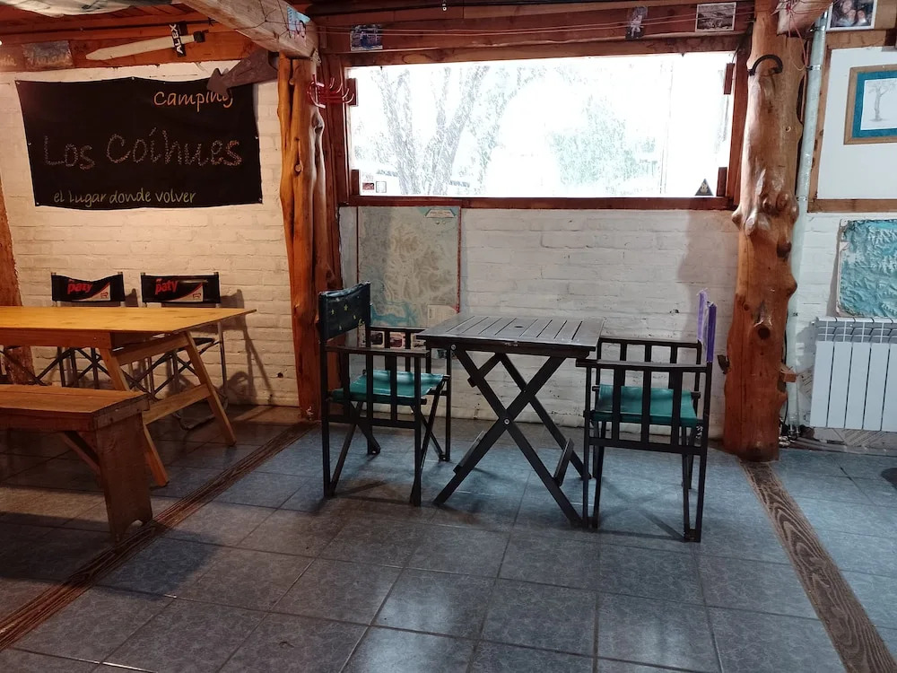Los Coihues camping & hostel